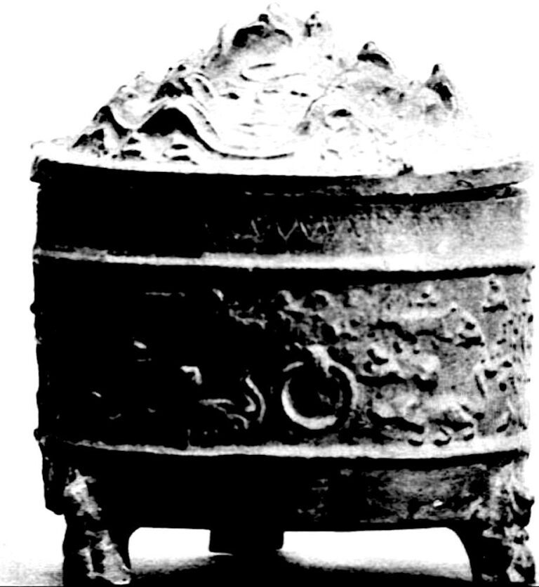 GV2332- Brûle-parfums couvert, de forme cylindrique